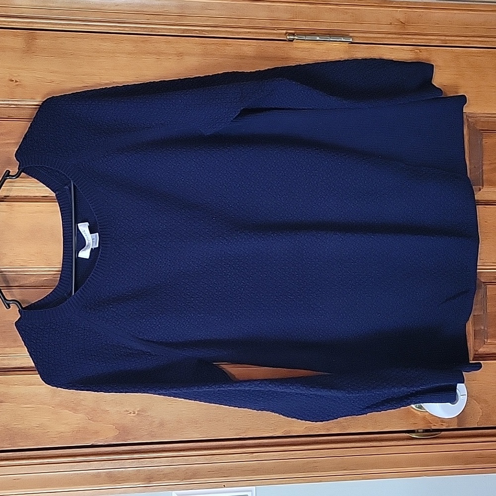 Navy maternity sweater size large